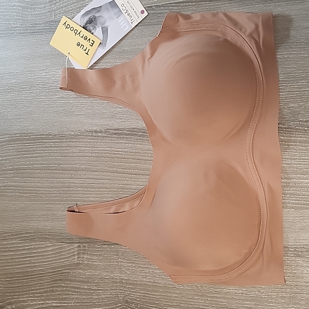 True & Co Womens Scoop Neck Bra